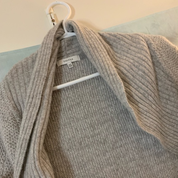 Aritzia Talula cardigan - Picture 3 of 4